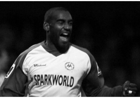 "Çelsi"nin sabiq futbolçusu 45 yaşında vəfat edib