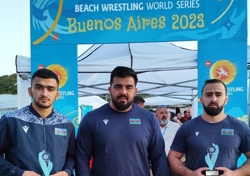 Çimərlik güləşi üzrə Azərbaycan millisi Dünya Seriyasında 2 medal qazanıb