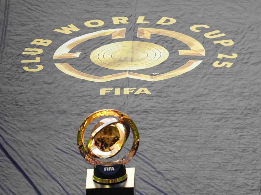 DÇ: “Flamenqo” “Çelsi”ni məğlub etdi