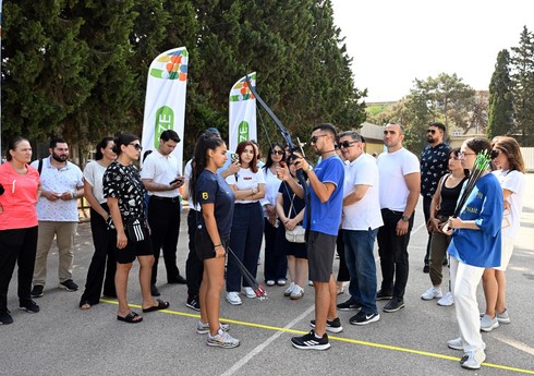 Dövlət qurumlarının əməkdaşları arasında kamandan oxatma yarışı keçirilib