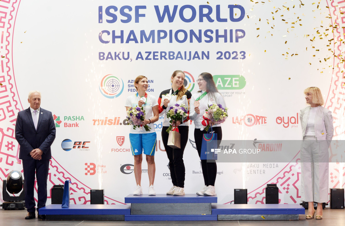 Dünya rekordçusu Bakıda da qızıl medal sahibi olub - FOTO - YENİLƏNİB