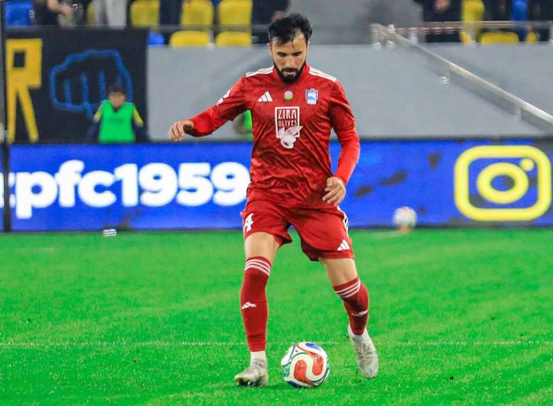 Elçin Əlicanov üçün yubiley: 100-cü oyununa çıxıb