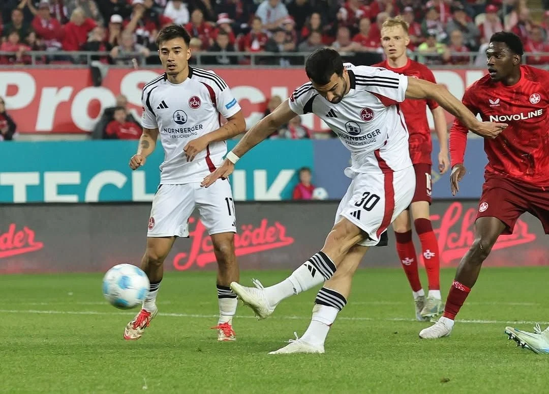 Emreli üçün Bundesliqadan iki müştəri - TRANSFERDƏ İSRARLIDIRLAR