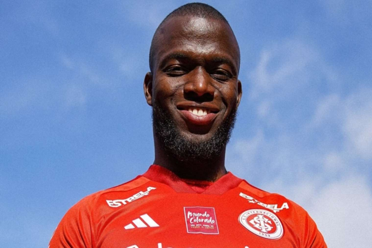 Enner Valensiya Braziliya klubuna transfer olunub