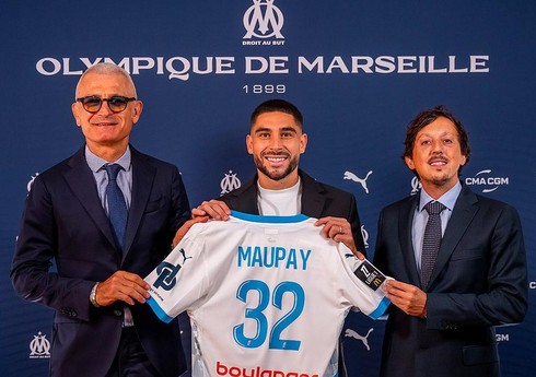 "Everton"un futbolçusu Fransa klubuna keçib