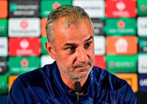 "Fənərbağça" baş məşqçisi ilə yollarını ayırıb