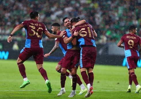"Fənərbağça" məğlubiyyətdən qaçıb, "Trabzonspor" ilk qələbəsini qazanıb