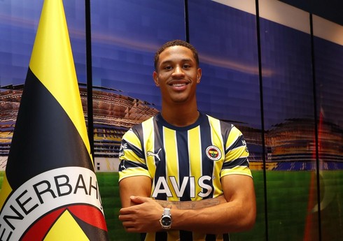 "Fənərbağça" növbəti transferini rəsmiləşdirib