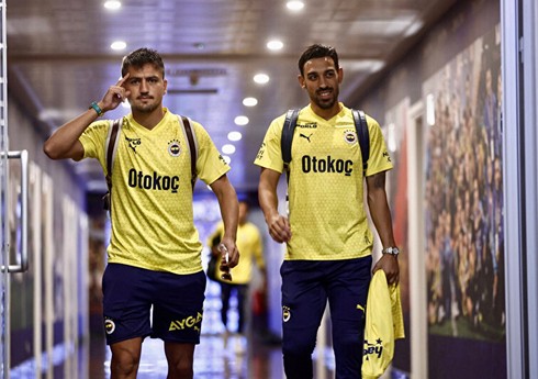 "Fənərbağça"nın iki futbolçusu zədəsini sağaldıb