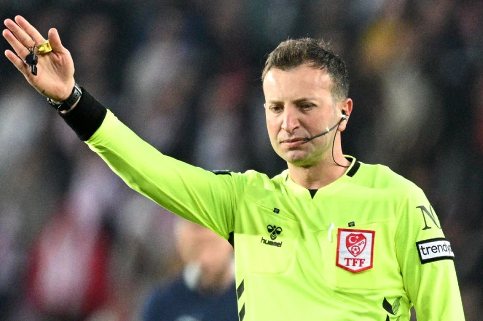 “Fənərbaxça” - “Beşiktaş” matçının baş hakimi müəyyənləşib