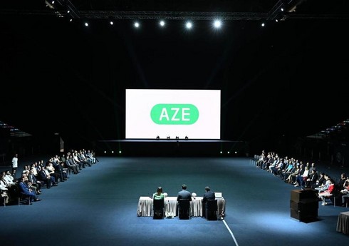 Fərid Qayıbov federasiyaların nümayəndələri ilə vacib məsələləri müzakirə edib