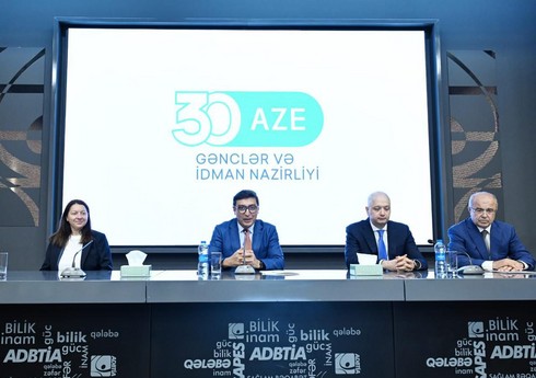 Fərid Qayıbov Paris-2024-də çıxış edən Azərbaycan paralimpiyaçıları və məşqçi heyəti ilə görüşüb