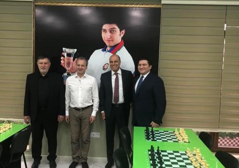 FIDE prezidenti Vüqar Həşimov Şahmat Akademiyasında olub