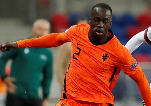 Fransa klubu Niderland millisinin üzvünü transfer edib