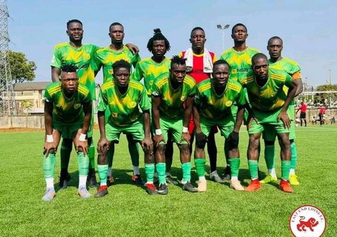 Futbol klubunun avtobusu qəzaya uğrayıb