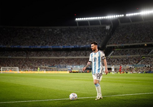 Futbol üzrə bütün zamanların rəmzi komandası açıqlanıb