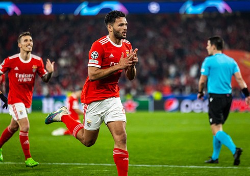 Gənc futbolçuların transferindən ən çox gəlir əldə edən klubların adları açıqlanıb - SİYAHI