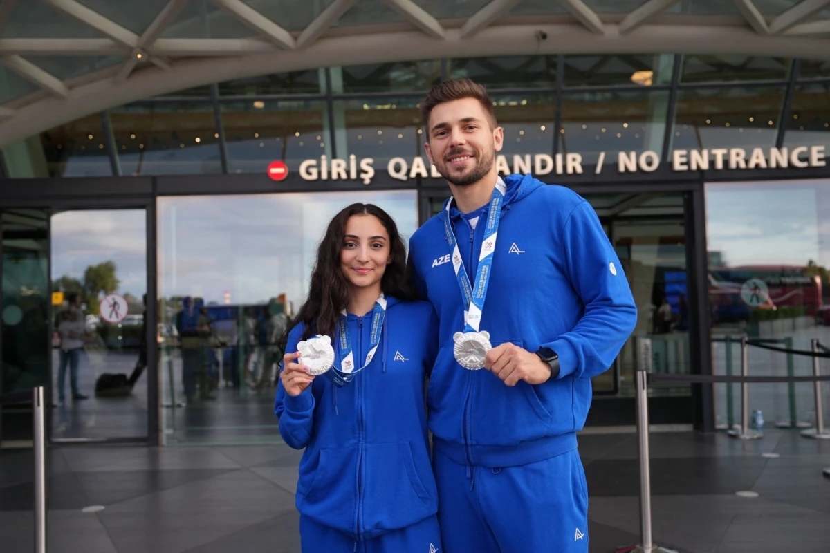 Gimnastlarımız ölkəyə qayıdıblar