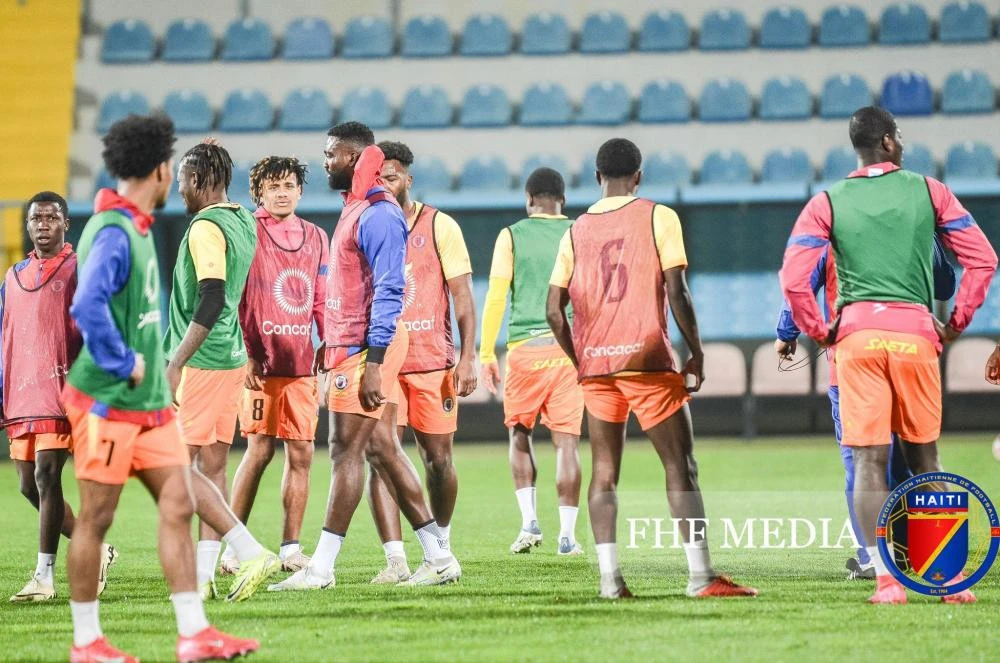 Haiti yığması Mərdəkanda - FOTO