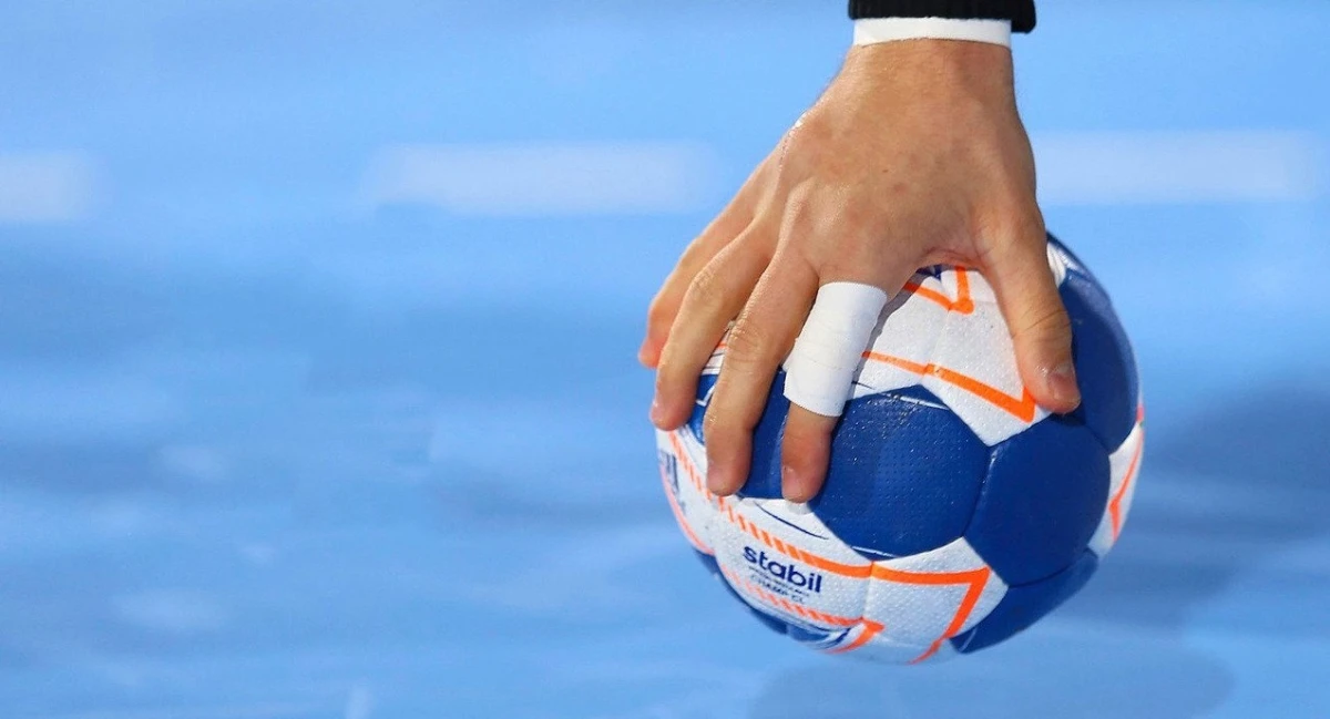 Həndbol üzrə Azərbaycan çempionatında növbəti oyunlar keçirilib
