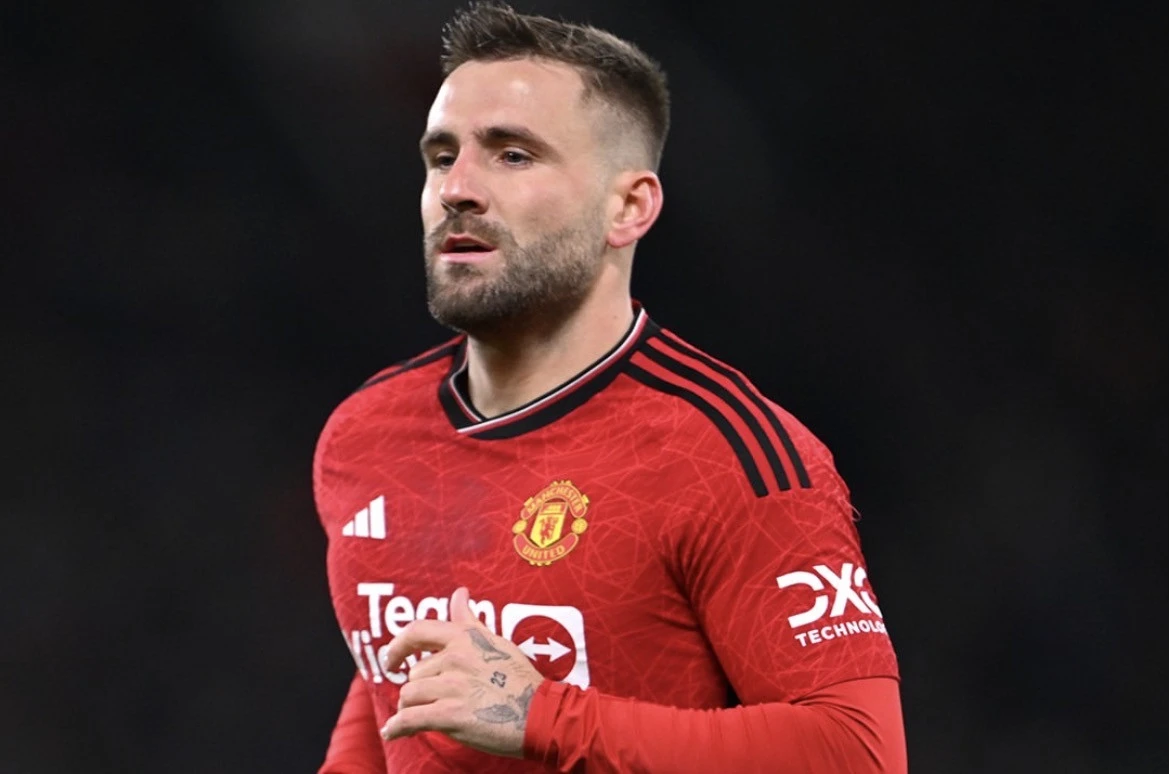 İngiltərə millisinin üzvü “Yunayted”də 300-ə çatdı