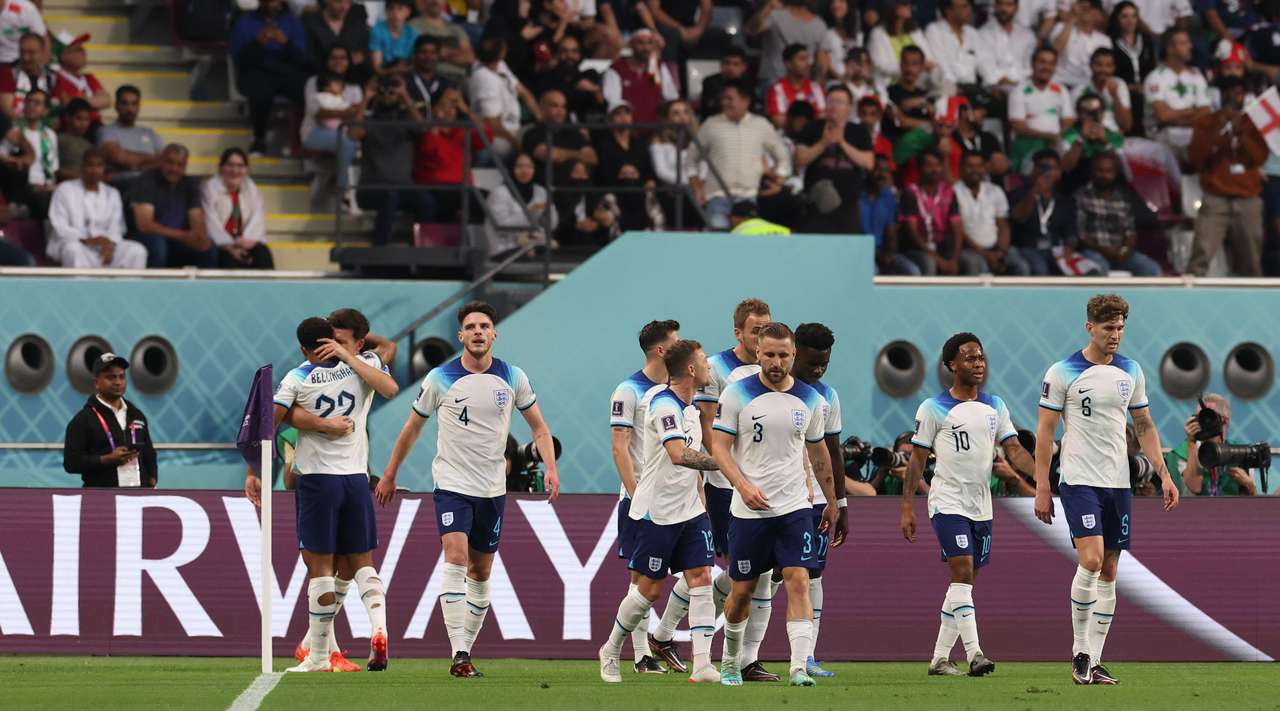 İngiltərə yığmasının futbolçusu tarixə düşüb