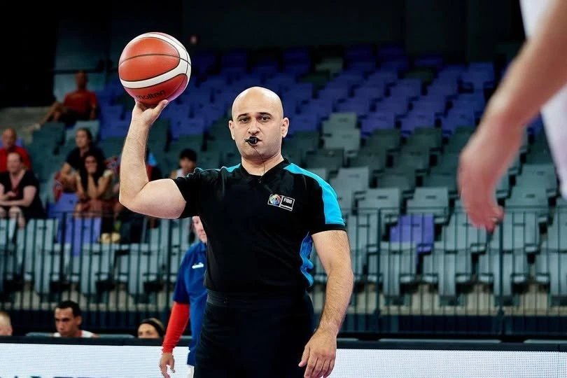 İspaniya - Fransa matçında azərbaycanlı hakim