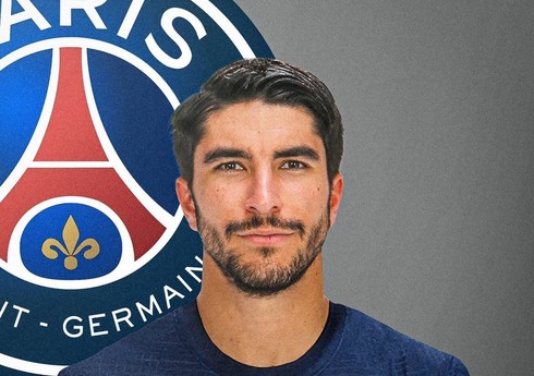 İspaniyalı futbolçu PSJ ilə müqavilə bağlamaq üçün Fransaya gedib