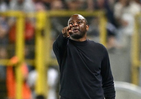 İtaliya klubu Patrik Vieyra ilə mövsümün sonunda yolları ayırmaq qərarına gəlib