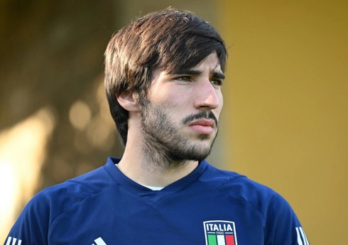 İtaliya millisinin üzvü 3 il müddətinə futboldan uzaqlaşdırıla bilər