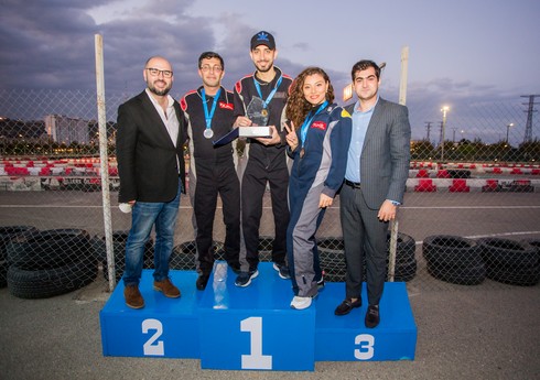 Jurnalistlər arasında kartinq yarışı keçirilib