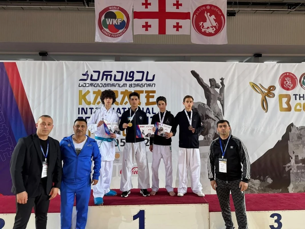Karateçilərimiz Gürcüstanda 14 medal qazanıb - FOTO