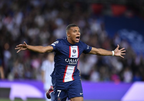 Kilian Mbappe PSJ-də qalmaq üçün üç şərt irəli sürüb
