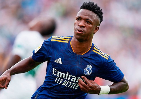 KİV: "Real" Vinisiusla müqavilə müddətini uzadıb