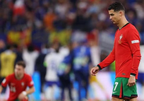 Kriştianu Ronaldu antirekordunu yeniləyib