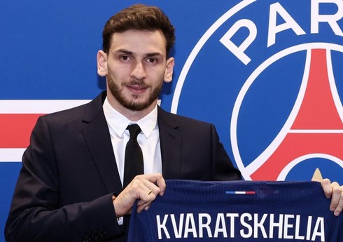 Kvaratsxeliyanın PSJ-yə keçidi rəsmiləşib