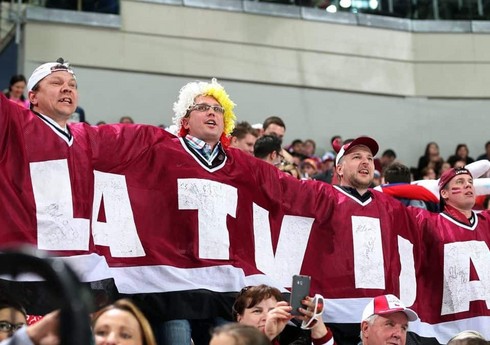 Latviya komandalarının Rusiya və Belarus milliləri ilə üz-üzə gəlməsi qadağan edilib
