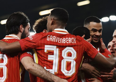 “Liverpul” 113 ildən sonra ilk dəfə start heyətində ingilis futbolçu olmadan meydana çıxıb