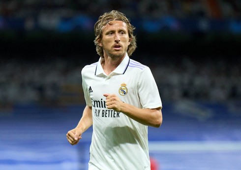 Luka Modriç Mahir Emrelinin komanda yoldaşı ola bilər