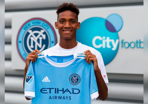 "Mançester Siti" heyətini yeni futbolçu ilə gücləndirib