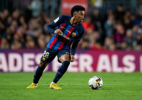 "Mançester Yunayted" "Barselona"nın futbolçusu ilə maraqlanır