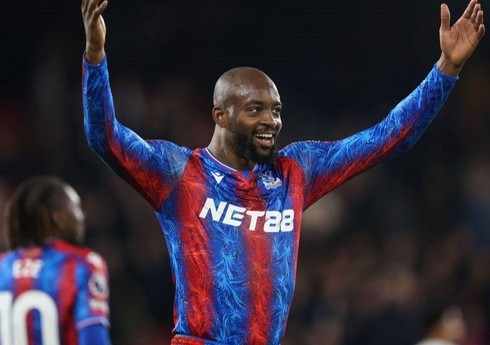 "Mançester Yunayted" "Kristal Pelas"ın futbolçusunu transfer etmək istəyir