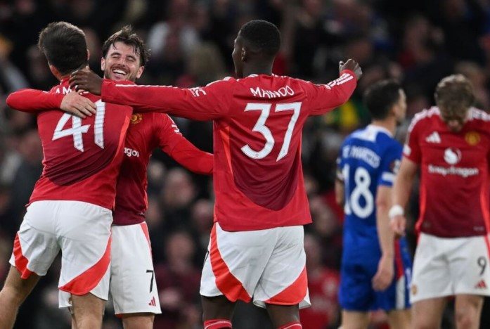 “Mançester Yunayted” qələbə qazanıb, “Liverpul” heç-heçə edib