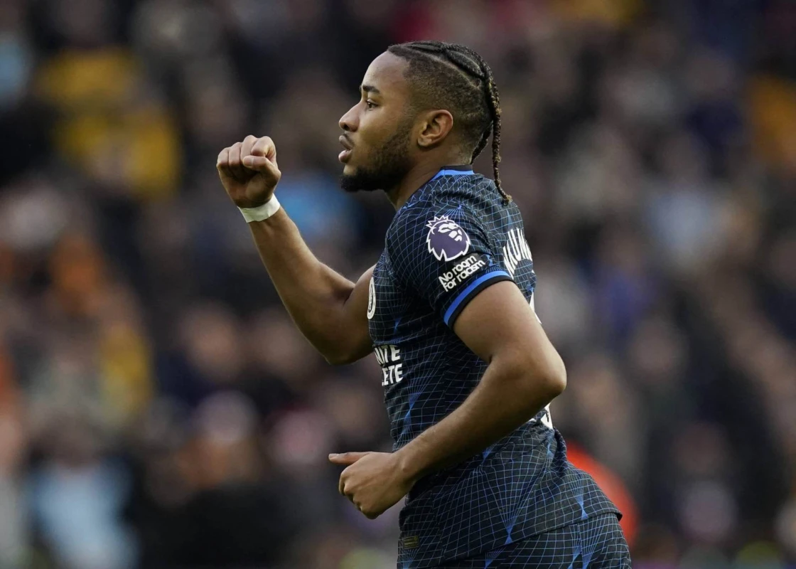 “Mançester Yunayted” və “Çelsi” oyunçularını dəyişə bilər