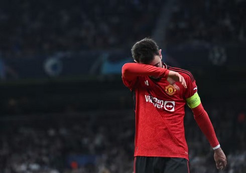 “Mançester Yunayted” yüksək liqanı tərk etdiyi mövsümün “nailiyyətini” təkrarlayıb