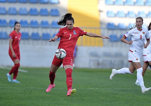 Manə Mollayeva: "Qadın futbolunda tarix yazmağa çox yaxınıq"
