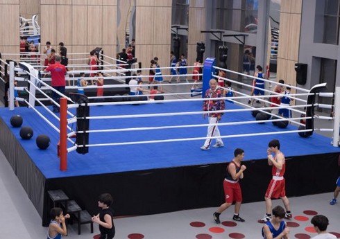 Mehdi Hüseynzadə adına Sumqayıt şəhər stadionunda boks mərkəzi fəaliyyətə başlayıb