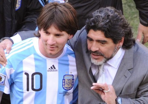 Messi “Qızıl top”u Maradonaya həsr edib