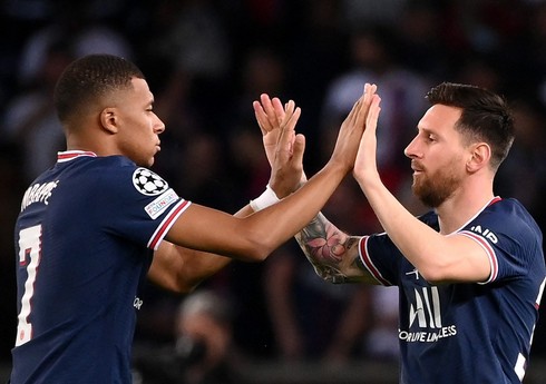 Messi və Mbappe Liqa 1-də mövsümün komandasında yer alıblar