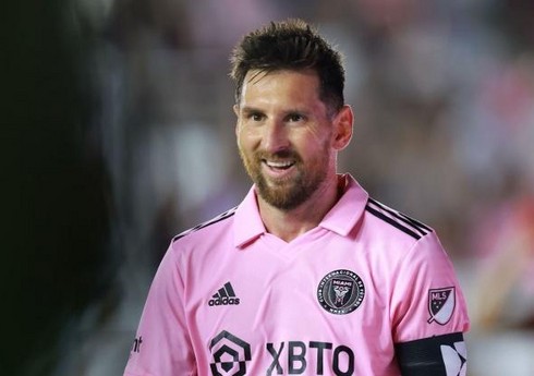 Messi yeni klubunda ilk titulunu qazanıb